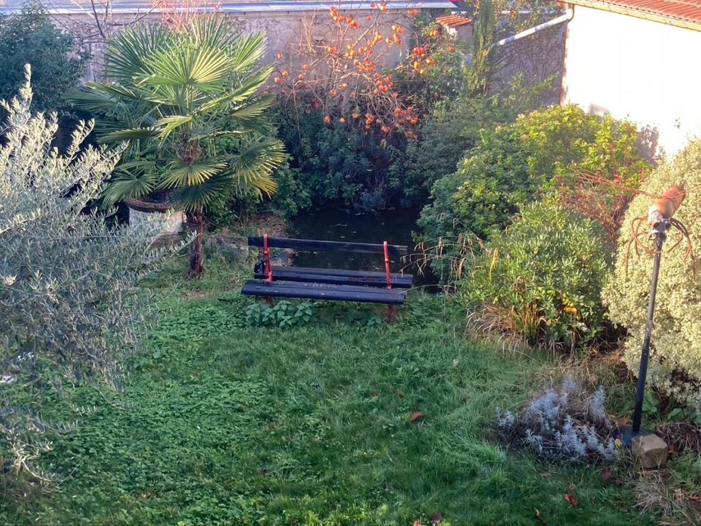 Charmant Studio Terrasse 25Min Aeroport Cdg Saint-Brice-sous-Foret Exterior photo